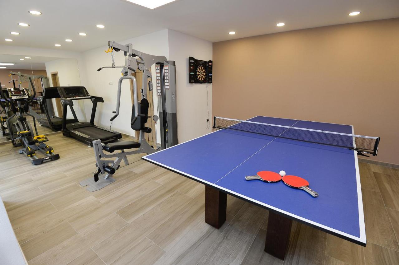 Apartments Adriatic Подстрана Екстериор снимка